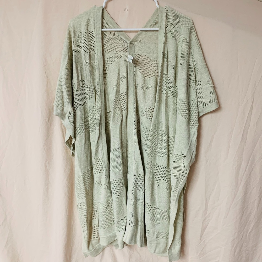 LIKE NEW LULULEMON CARDIGAN